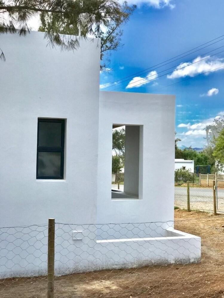 Easy 4 Dayz Exterior