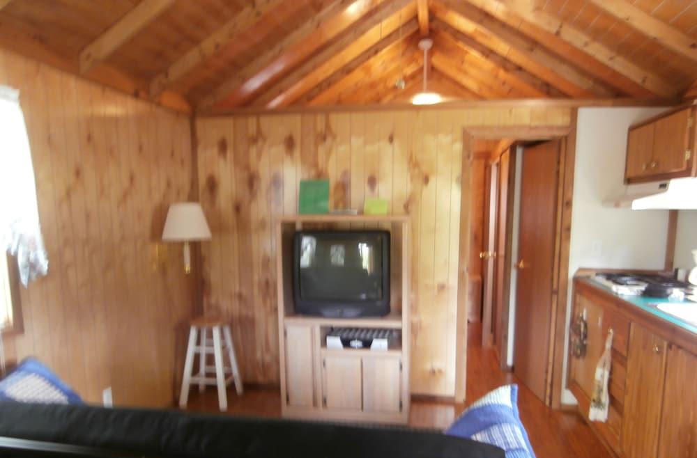 Riverbend Lodging