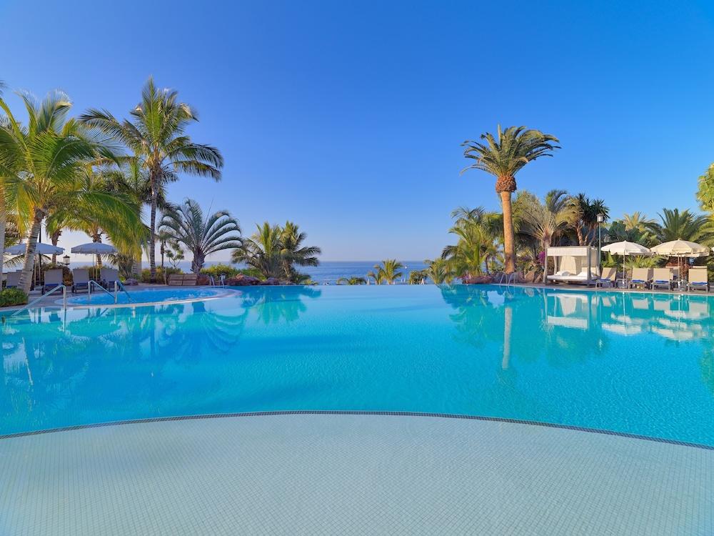 روكا نيفاريا جران هوتل