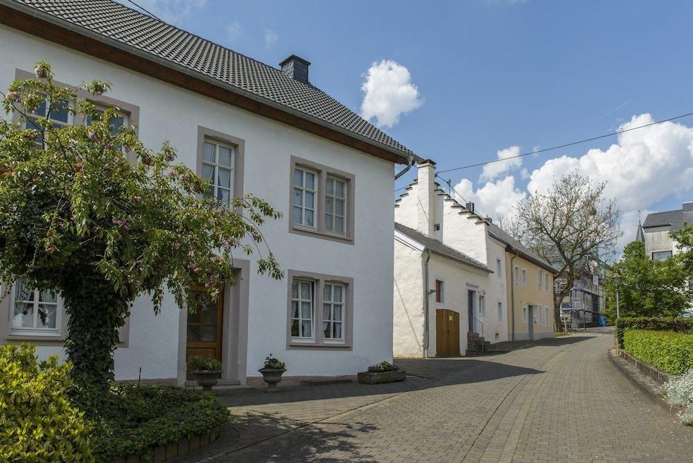 Nengshof - Haus Gänseblümchen