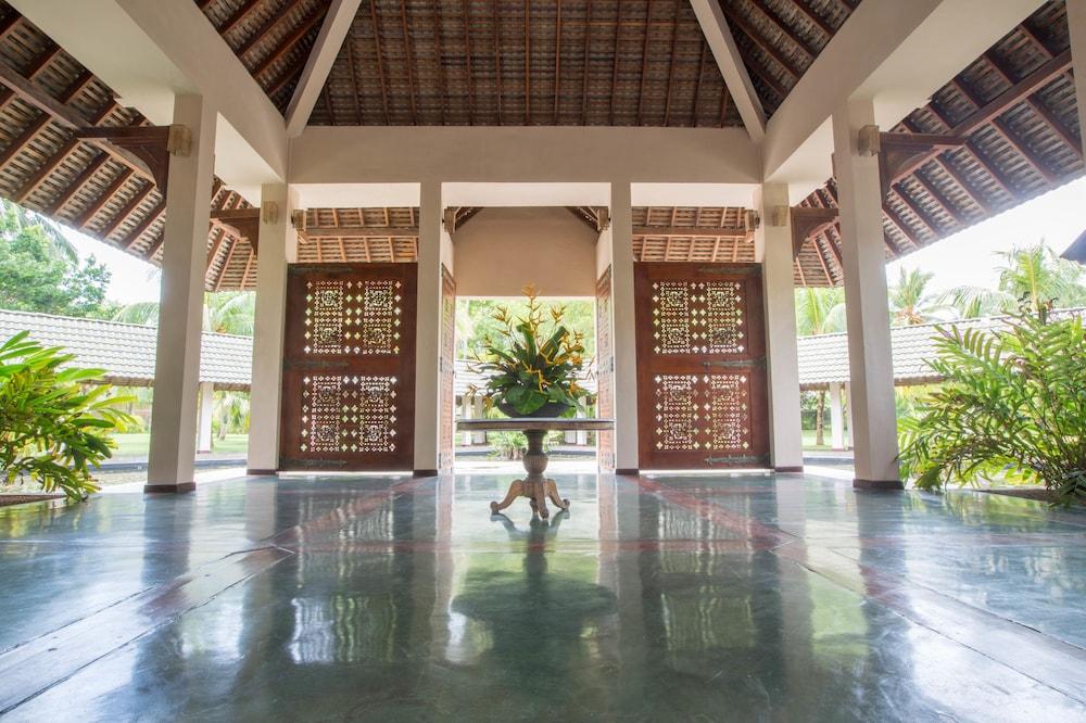 The Palms Interior