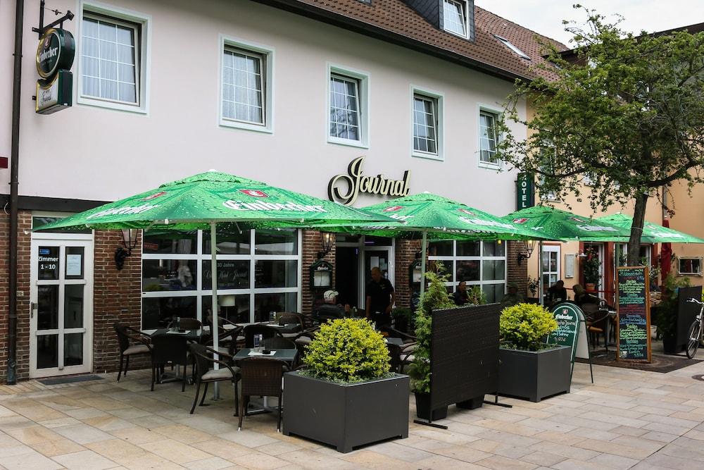 سيتي هوتل جورنال