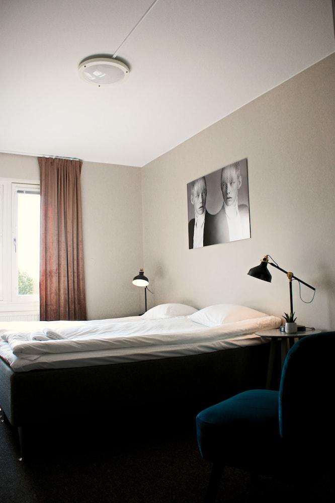 BriQ Hotell Room