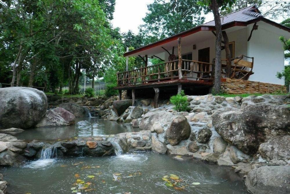 Lundaresort & Orchid