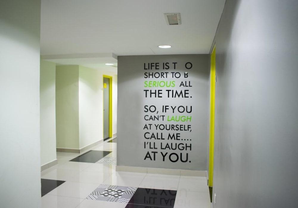 هوتل ليفينج آت دسولايمان الردهة