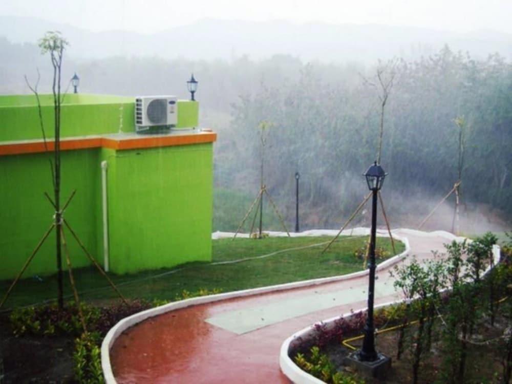 The Senses Resort Property Grounds