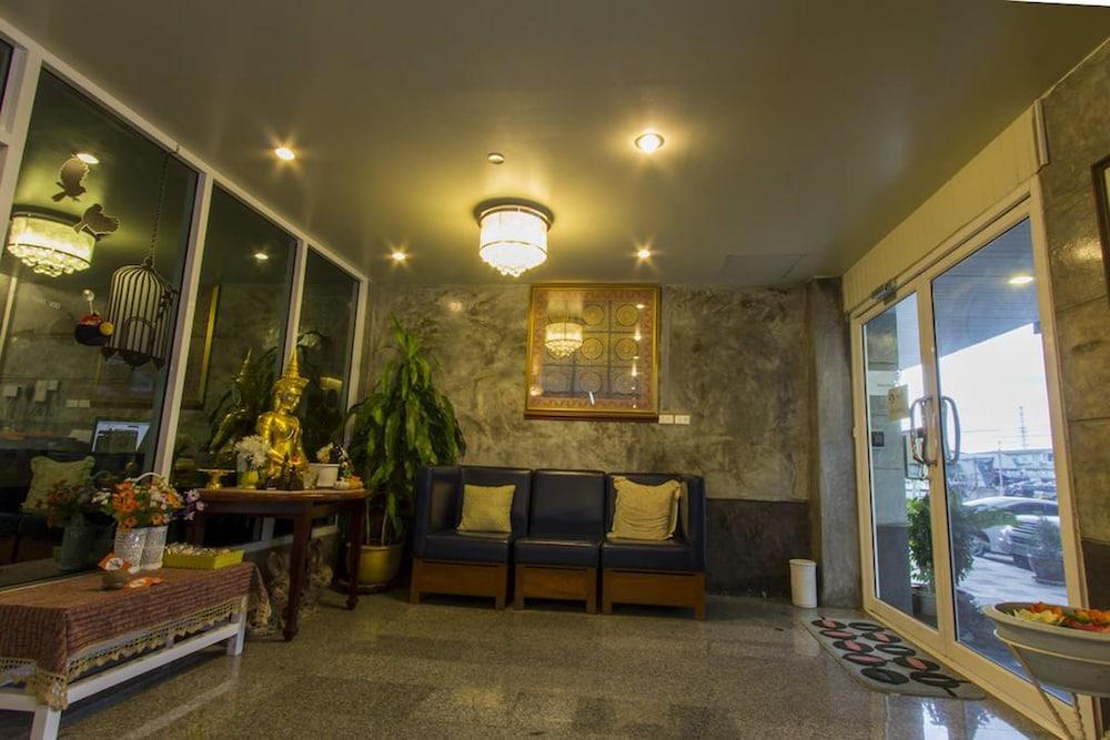 The One Phetchabun Lobby Sitting Area