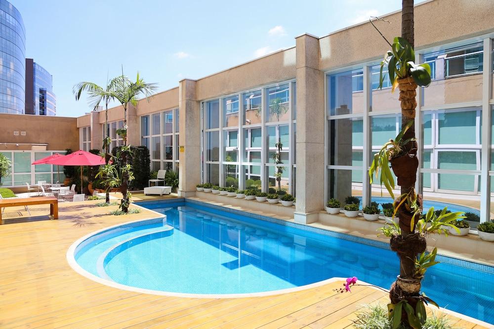 فيتوريا هوتل كونسيبت كامبيناس