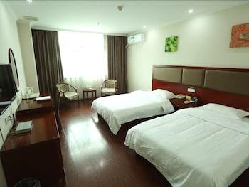 جرين تري إن شاوشينغ تشوجي رايلواي ستيشن وانغيون ويست رود هوتل