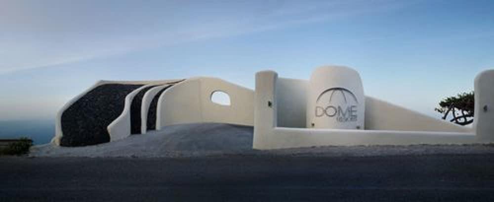 Dome Santorini Resort & Spa Property Grounds