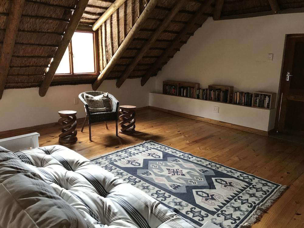 Goedvertrou Guest Farm Living Area
