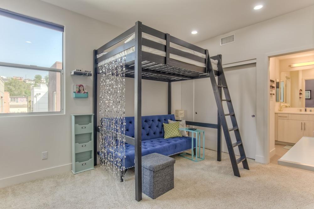 أبل وود - سيلفر ليك 2 بد رومز هوليوود غرفة