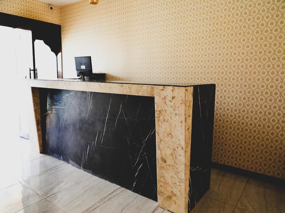 The Green Genius Resort Pushkar Lobby