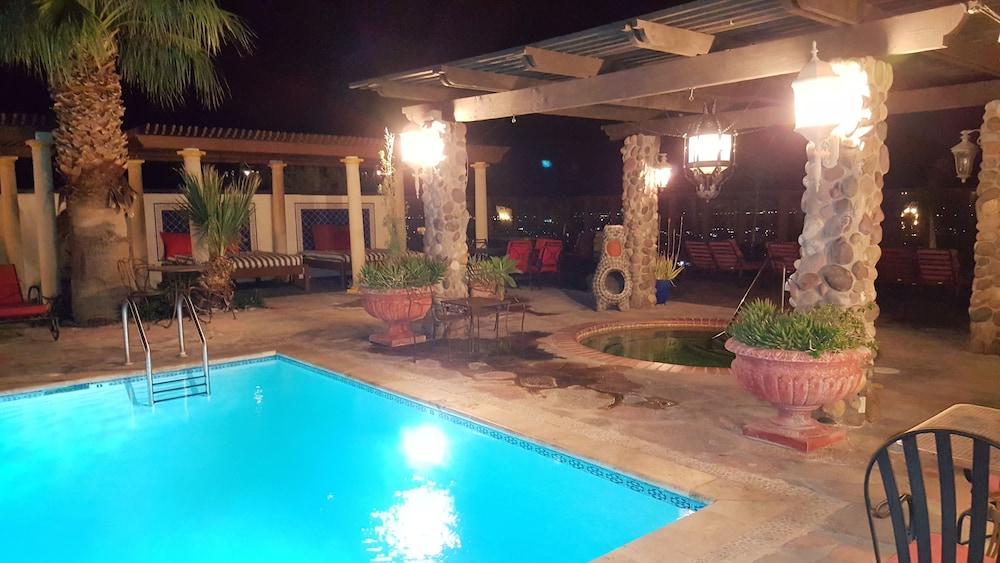 توسكان سبرينجز هوتل آند سبا حمام سباحة مكشوف