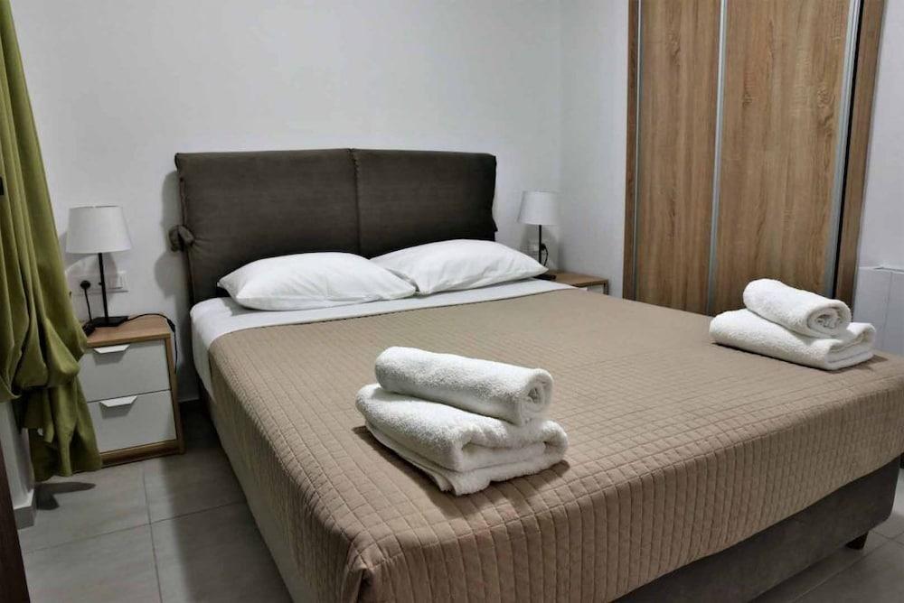 Messinian Horizons Room