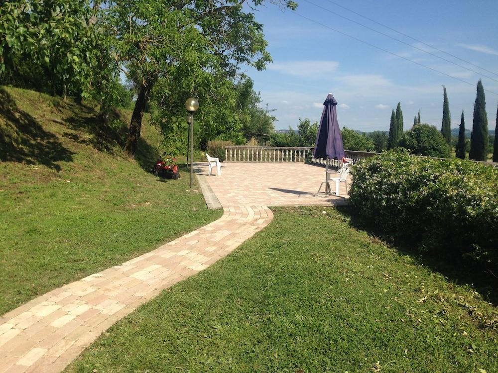 Podere di Valli Property Grounds