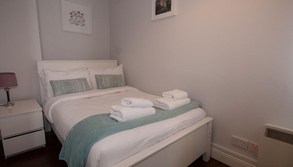 دورسيت أبارتمنتس باي ذا كي كولشكن غرفة