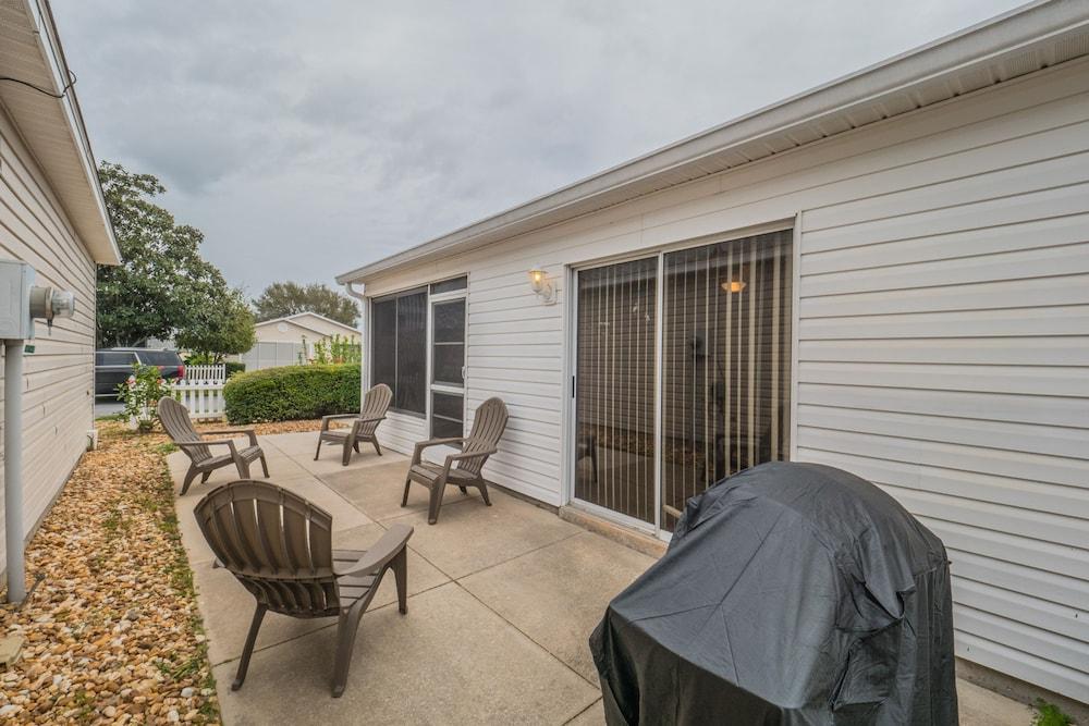 Hildalgo 489 by White Pelican VR BBQ/Picnic Area