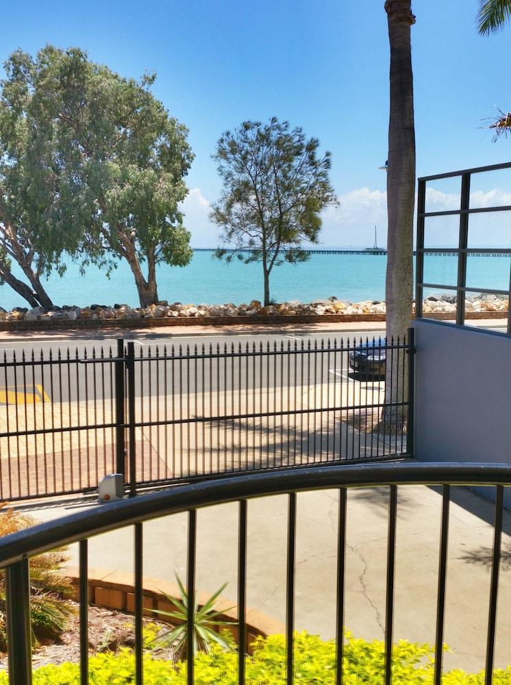 سانتالينا أون هيرفي باي