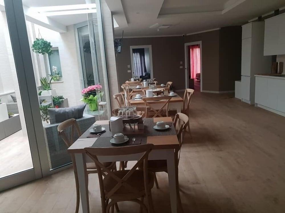 بد آند بريكفاست لاراباتانا