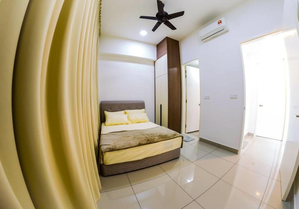 Conezion Putrajaya by SYNC Room