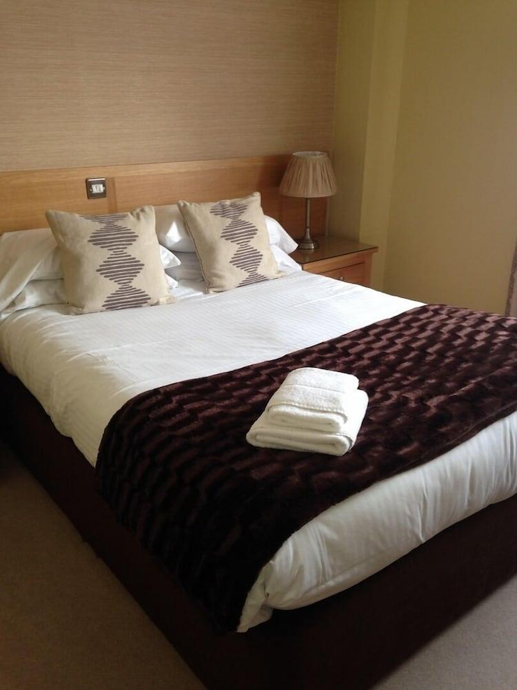 كاليدونيا هوتل