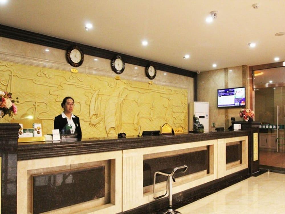 GreenTree Inn ZhangJiaKou XiaHuaYuan District XinChen Road Express Hotel Reception
