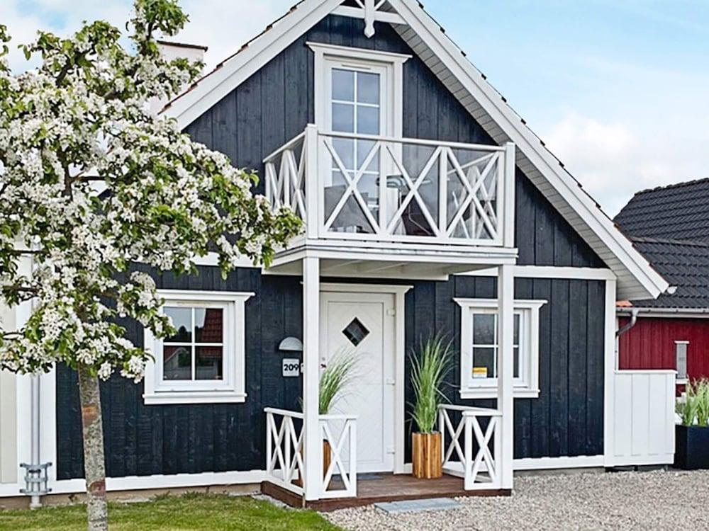 هوليداي هوم إن برينديروب فين