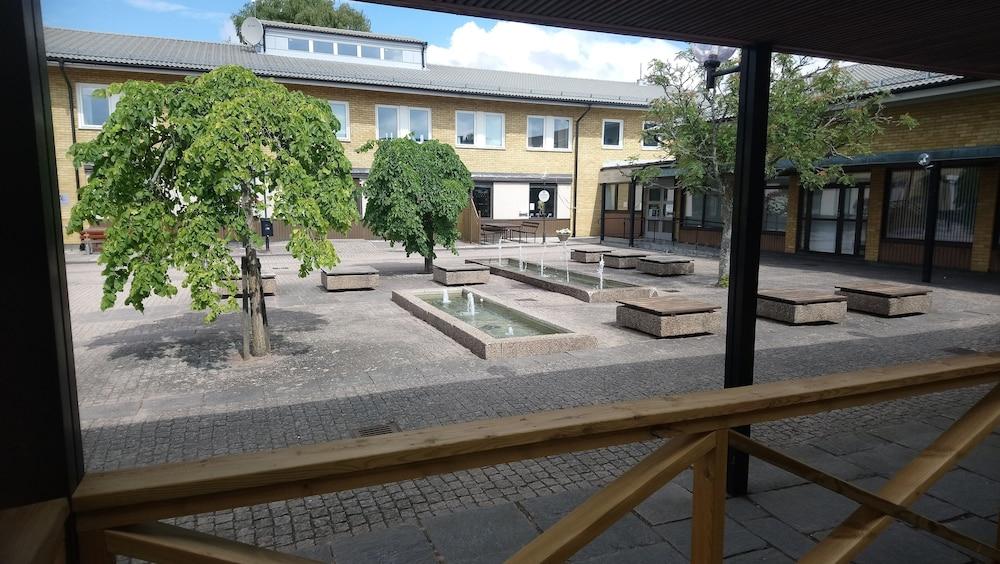 BriQ Hotell Property Grounds
