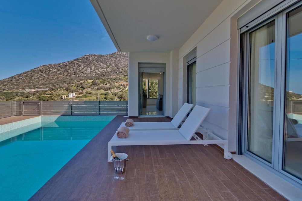 Asterios Villa