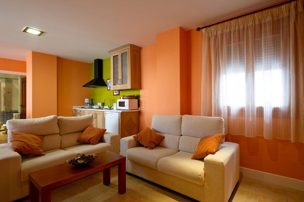 أبارت هوتل كابيتولينا