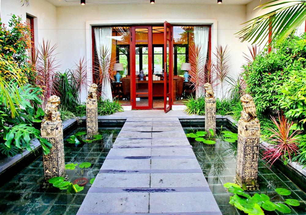 Hui Zhou Hou Niao Shui Rong Zhuang Villa Interior Detail