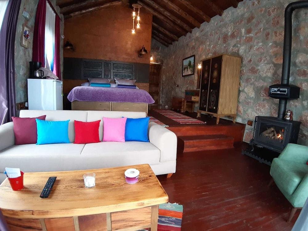 Cameli Tas Konaklar Interior