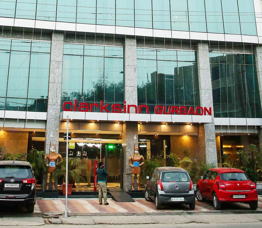 DS Clarks Inn Gurgaon Exterior