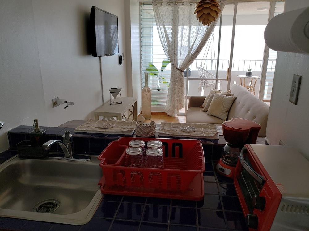 Gorgeous Beach Front Studio Interior