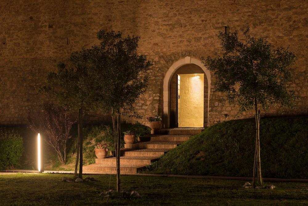 BORGO DI GALLANO Exterior