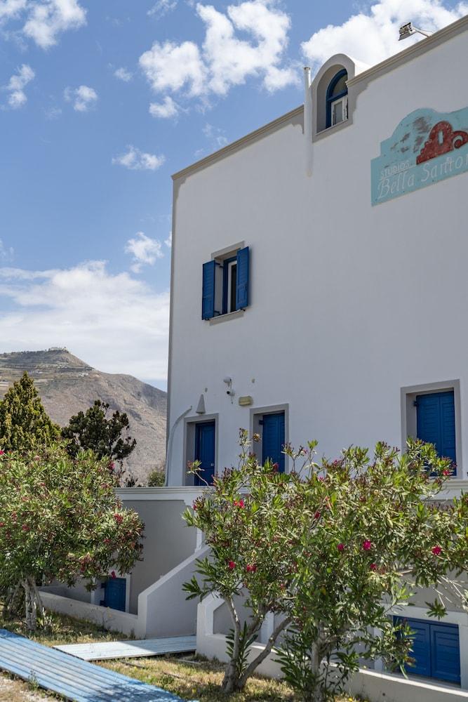 Bella Santorini Exterior