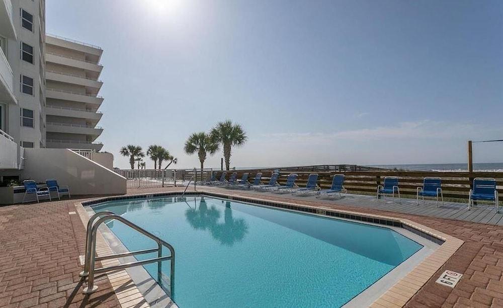 Seaspray Riverside 611
