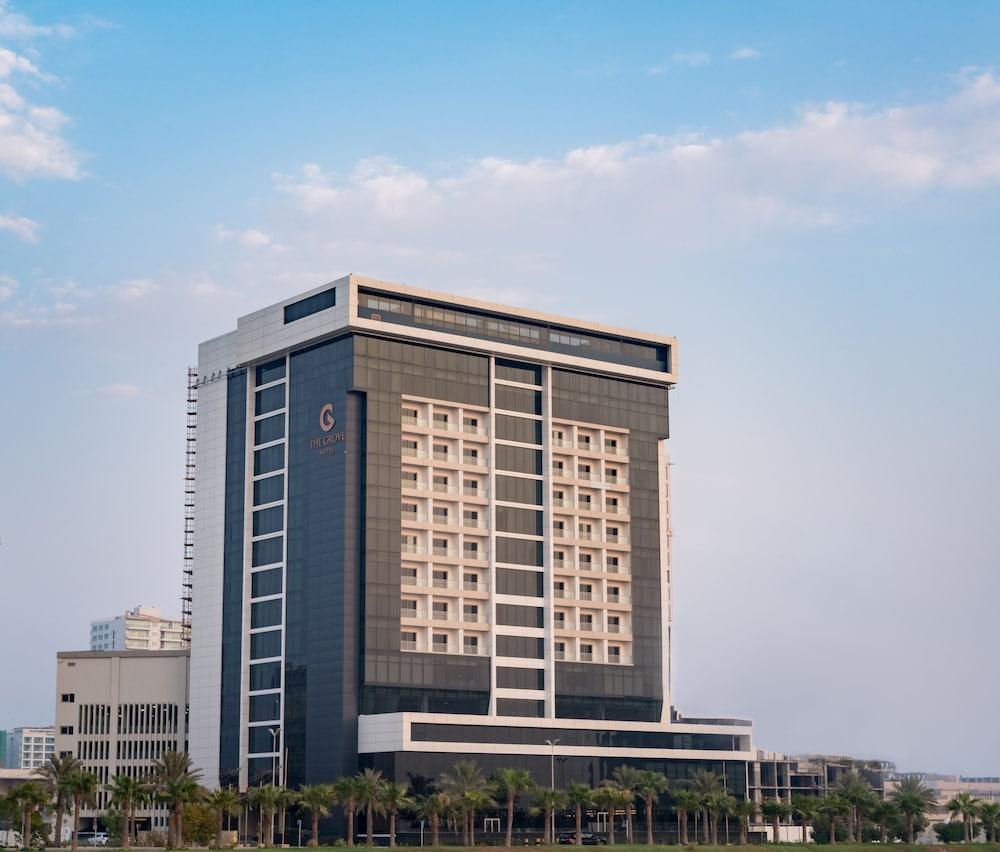 فندق ومركز مؤتمرات ذا غروف - Featured Image