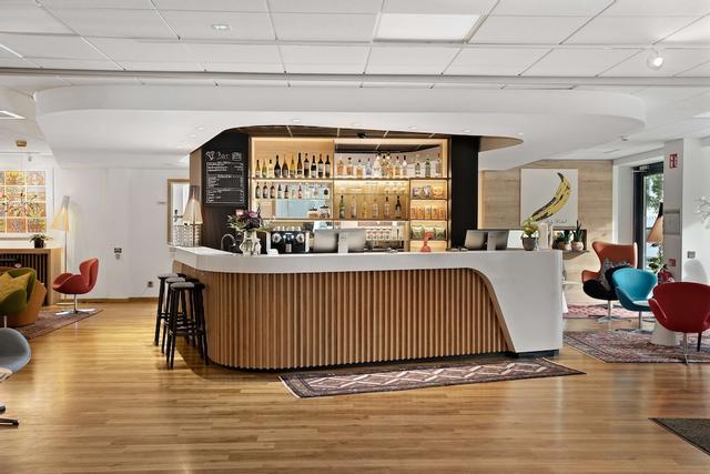 بست ويسترن هوتل هالاند