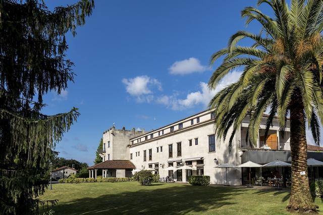 Parador De Tui