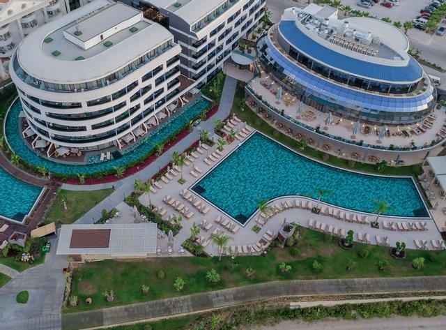 Liu Resorts - All inclusive