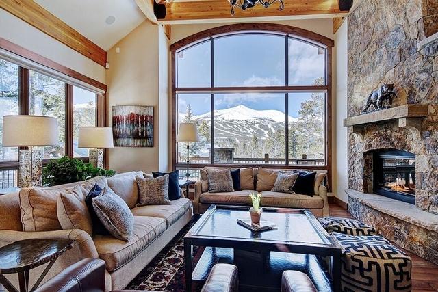 Mountain Majesty Manor 5 Bedroom Home by RedAwning