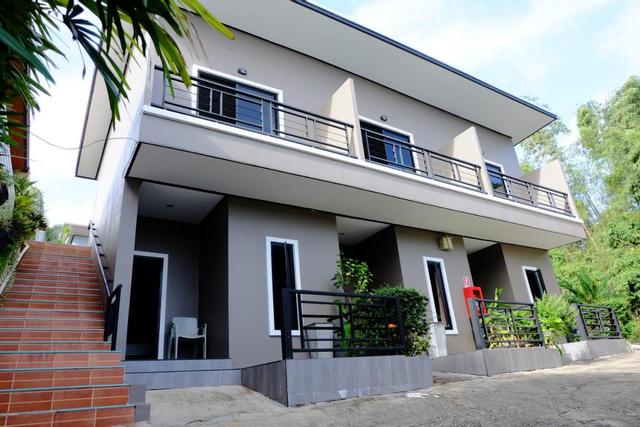 Naiharn Paradise Boutique