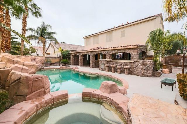 Luxury Estate 4bdrm Pool Spa Oasis Pets Welcome
