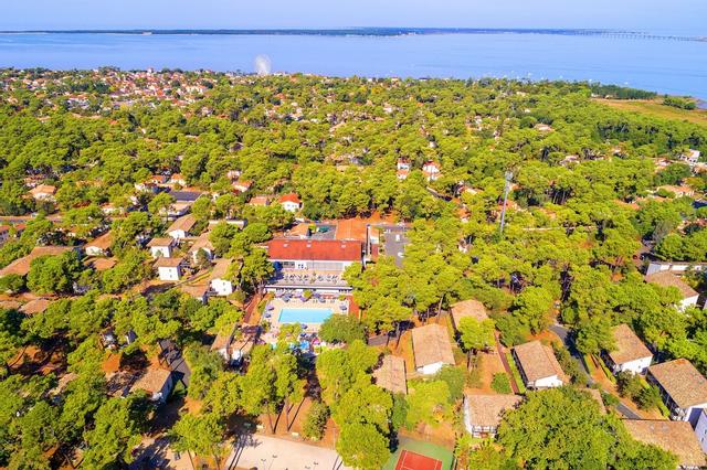 أزوريفا رونس ليه بان