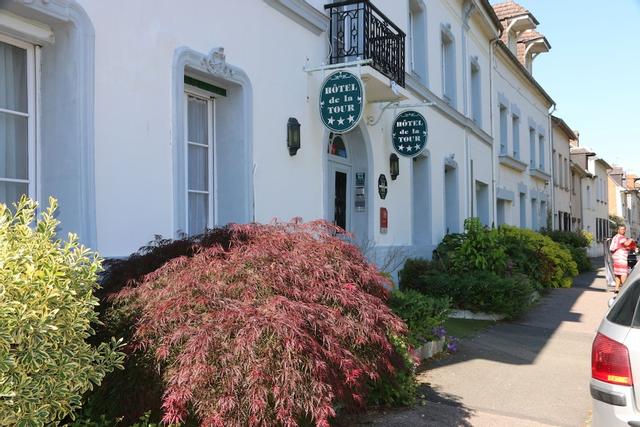 اوتيل دو لاتور