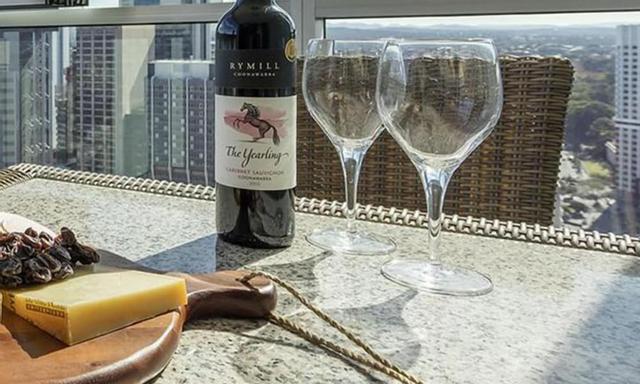 32بد روٓ يبيس في س سيبي يف  كارز بول واين جيم نتفليكس