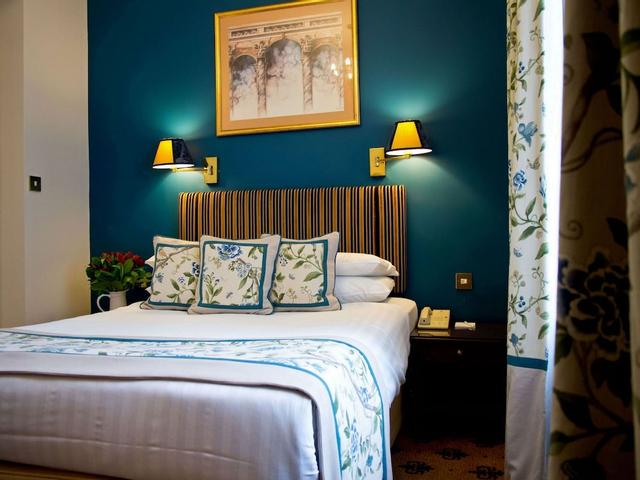 London Lodge Hotel