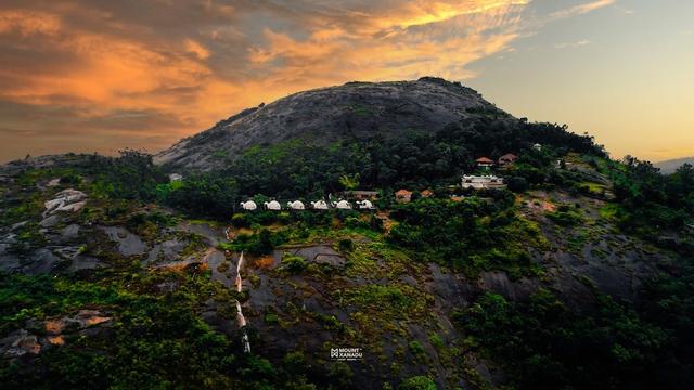 Mount Xanadu